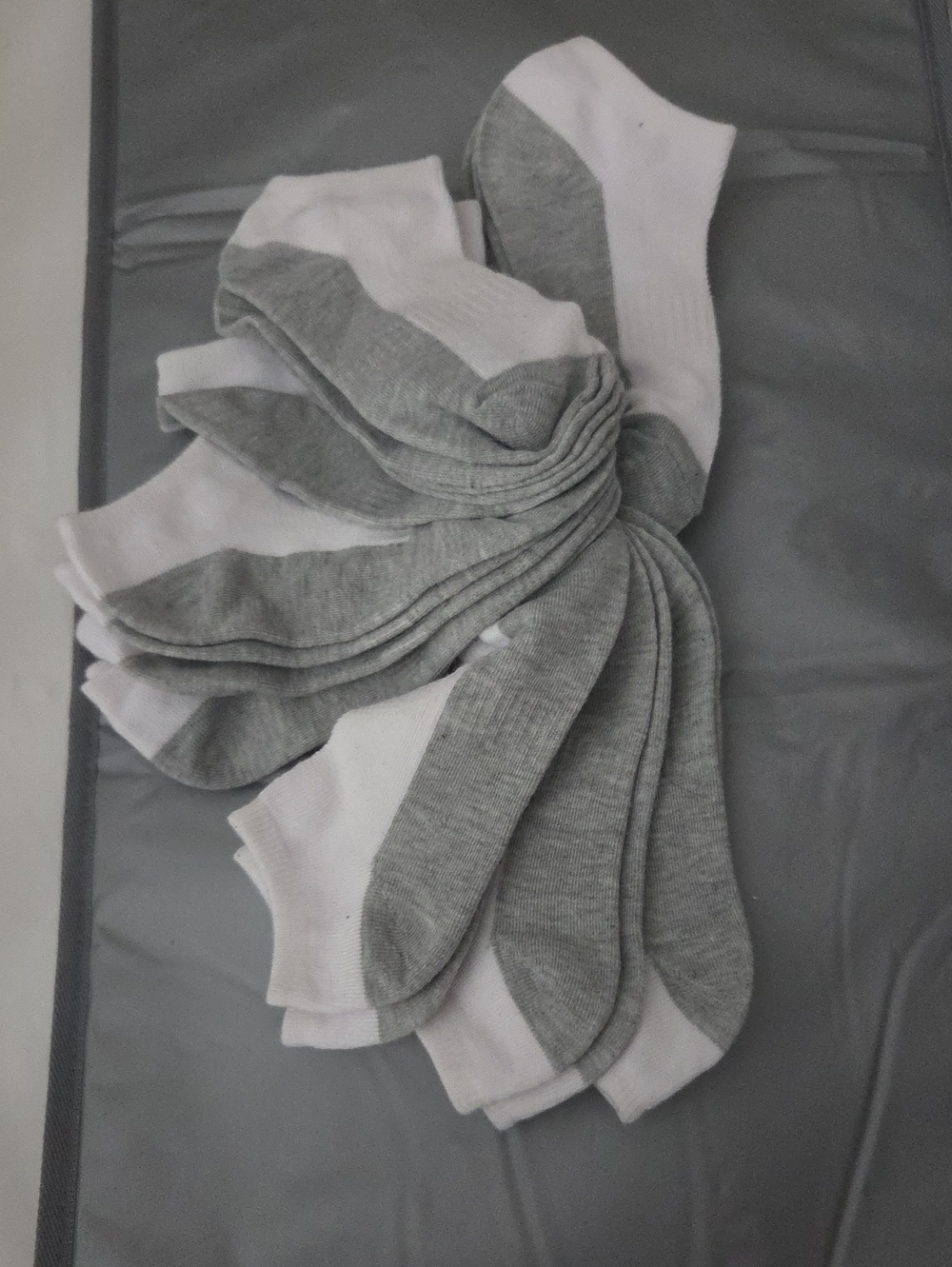 Kids Low-Cut Ankle Socks - White and Gray (6 Pair)
